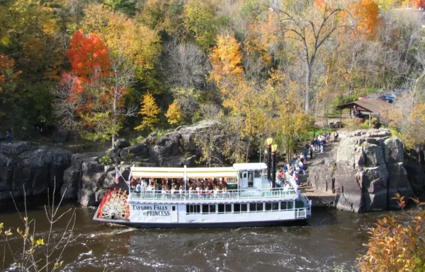 Taylors Falls Scenic Boat Tours Gallery 3